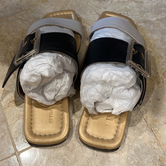 AGL Sandals/Slides - Picture 2 of 10